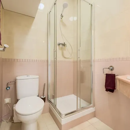 Apartament 5 Con Bano Junto Al Palau Gueell Barcelona